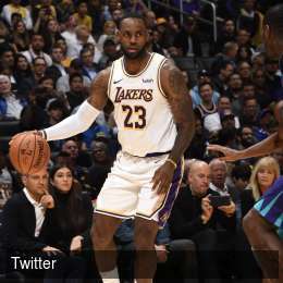 Vittorie esterne per Toronto, Lakers e Phila. Sconfitta per Golden State