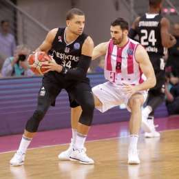 Crawford va in Turchia, altro colpo per Bologna. Koufos al CSKA