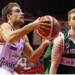 Playoff 2016: Reggio Emilia reagisce e fa sua gara 5 con autorità 