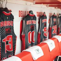 Dentro lo spogliatoio biancorosso e i riti del prepartita Olimpia