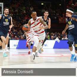 L’Olimpia e James crollano, al Forum il Fenerbahce passeggia