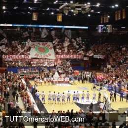 Olimpia, il Forum e lo scudetto: in Italia è un fortino, ma nei playoff…
