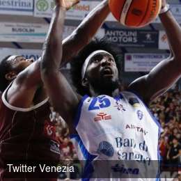 Alta tensione tra one more e sfoghi: Venezia e Sassari verso gara 6