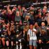 "Cleveland: This is for you!" James riscrive la storia, Cavs campioni NBA