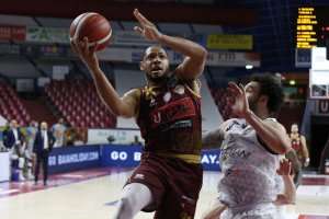 L'Umana Reyer Venezia blinda i playoff grazie alla vittoria sulla Germani Brescia